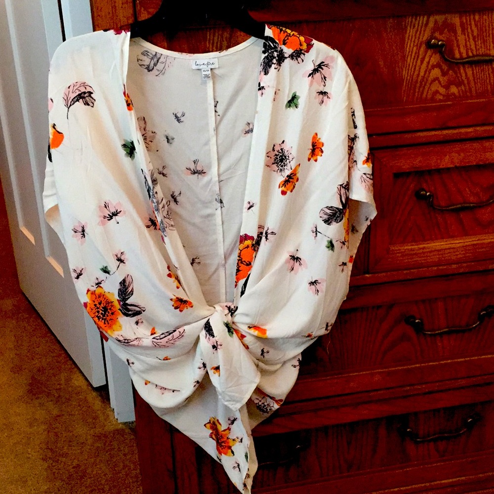 Women’s shrug size extra small